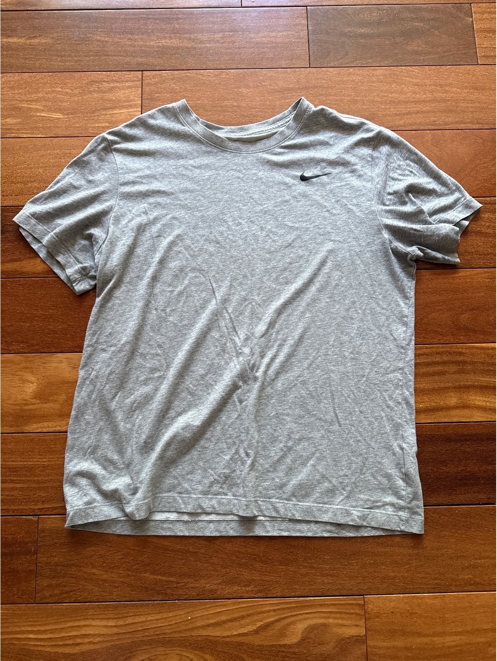 Nike Dri-FIT The Nike Tee Gray T-Shirt Large